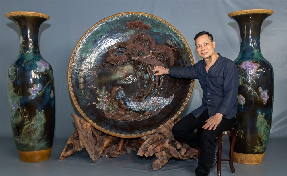 [Photos] Ceramic artisan sets two Guinness records